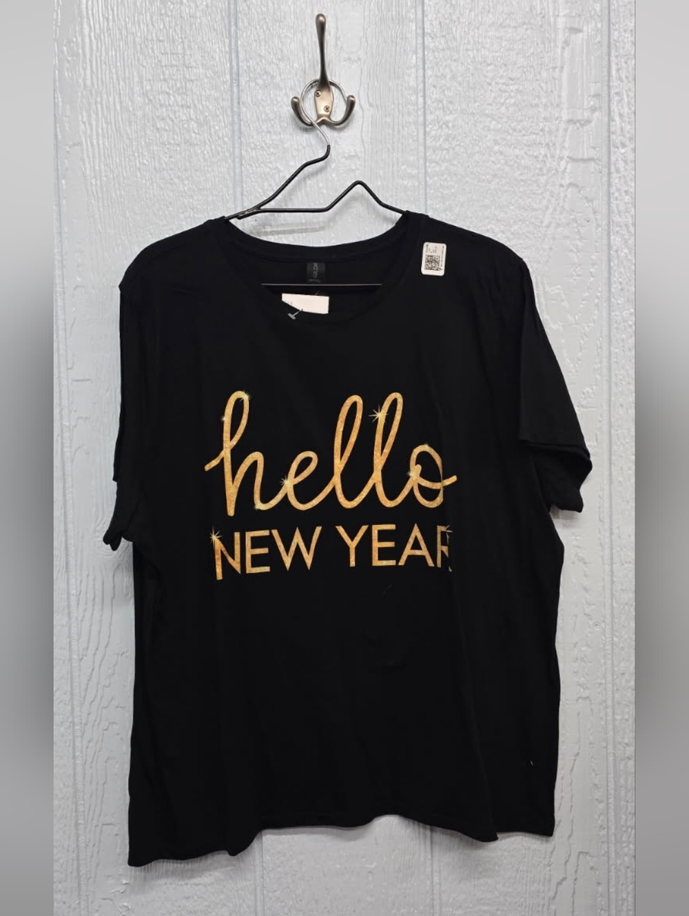 New Gildan Black Softstyle T-Shirt - Women's 2XL Hello New Year